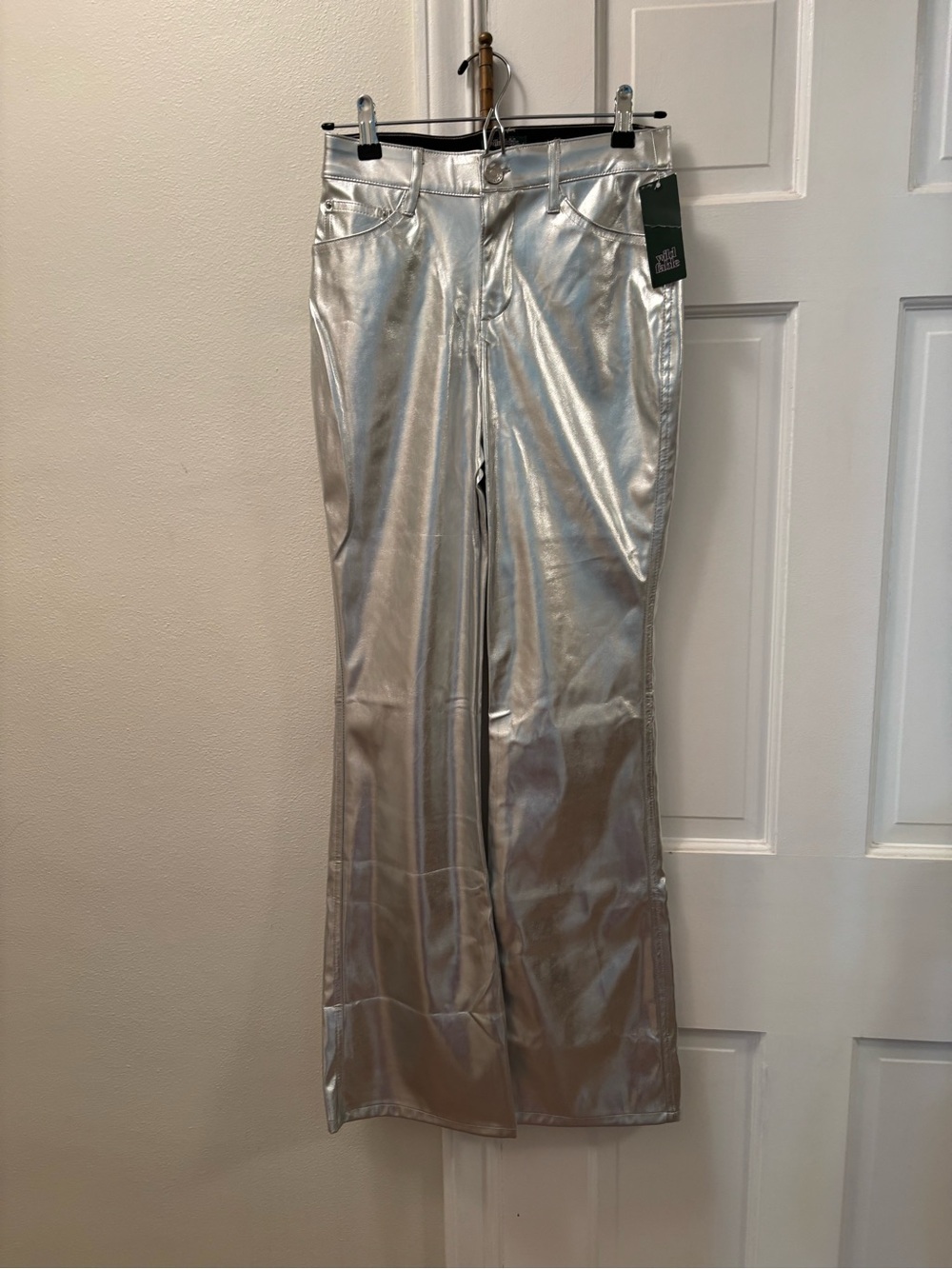 Wild Fable Metallic Silver Flare Pants
Size 0 (28)